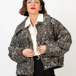 Puffer Paisley