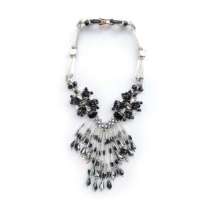 Vanity Her collana in metallo e resina Nero 2778.NERO